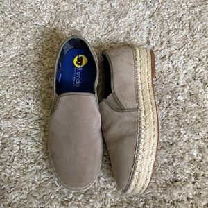 BLONDO BASHA WATERPROOF PLATFORM ESPADRILLE SLIP ON MOC SIZE 8